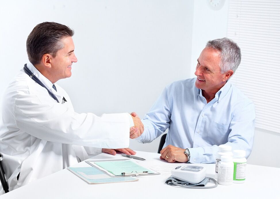Ein Urologe hilft Ihnen dabei, eine wirksame Behandlung für Prostatitis zu verschreiben.